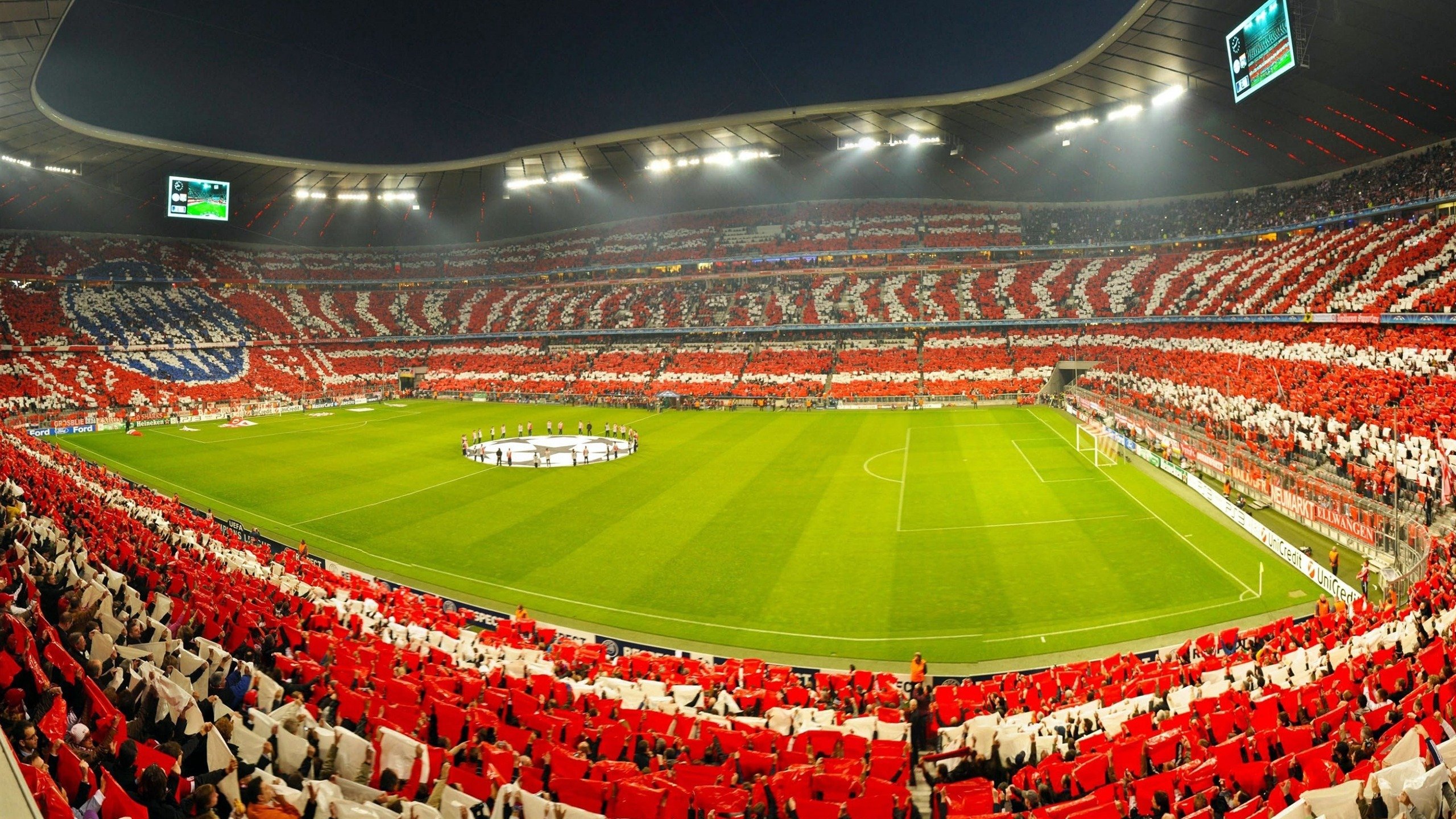 排球赛场焦点!美国队对阵意大利队,激战正酣,豪门对决再度上演